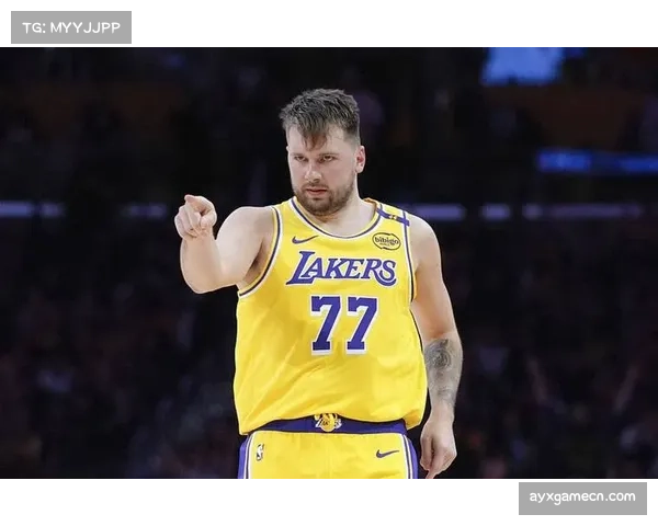 东契奇生日夜贡献26分8助攻 湖人三巨头化学反应显著提升